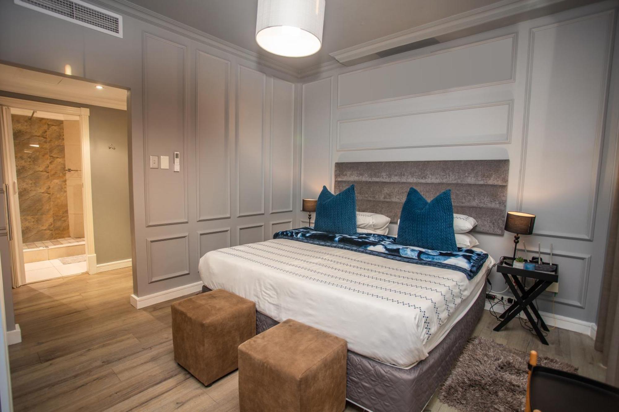2 Sleeper With King Bed At Point Waterfront Appartement Durban